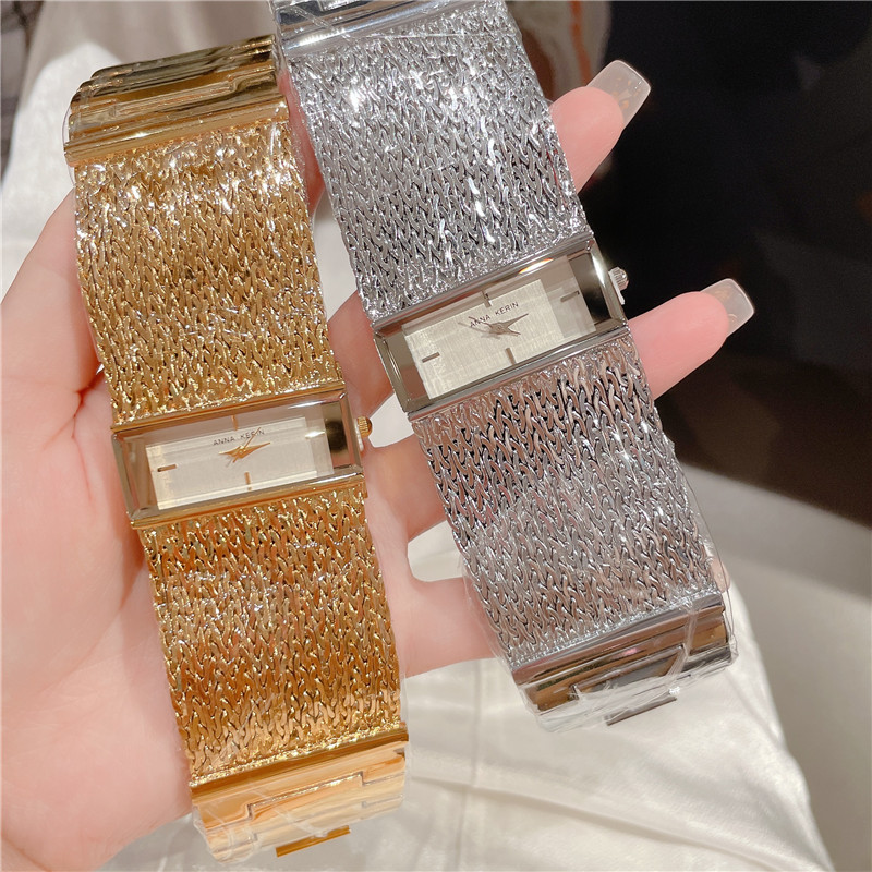 Luxury Watch Gold - Jam Tangan Kuarsa Emas untuk Wanita