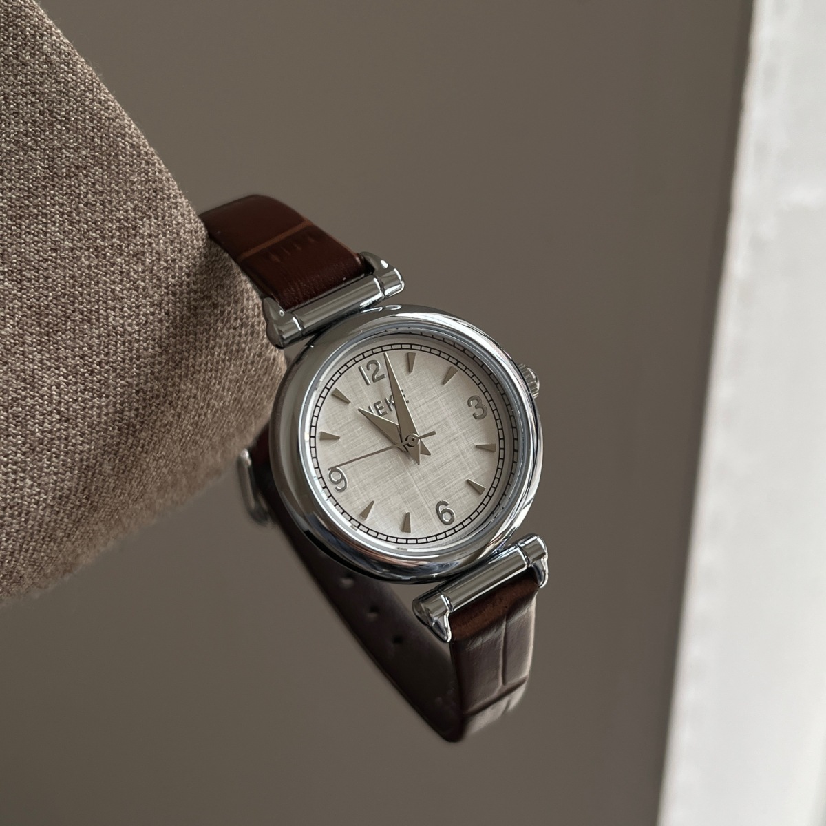 Jam Tangan Mewah Gaya Vintage  - Luxury Watch Vintage ulasan dan harga