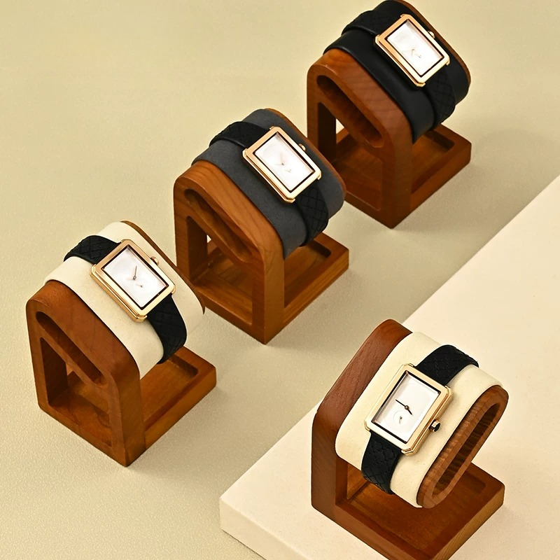 Rak Display Jam Tangan Kayu So - Luxury Watch Boutique ulasan dan harga