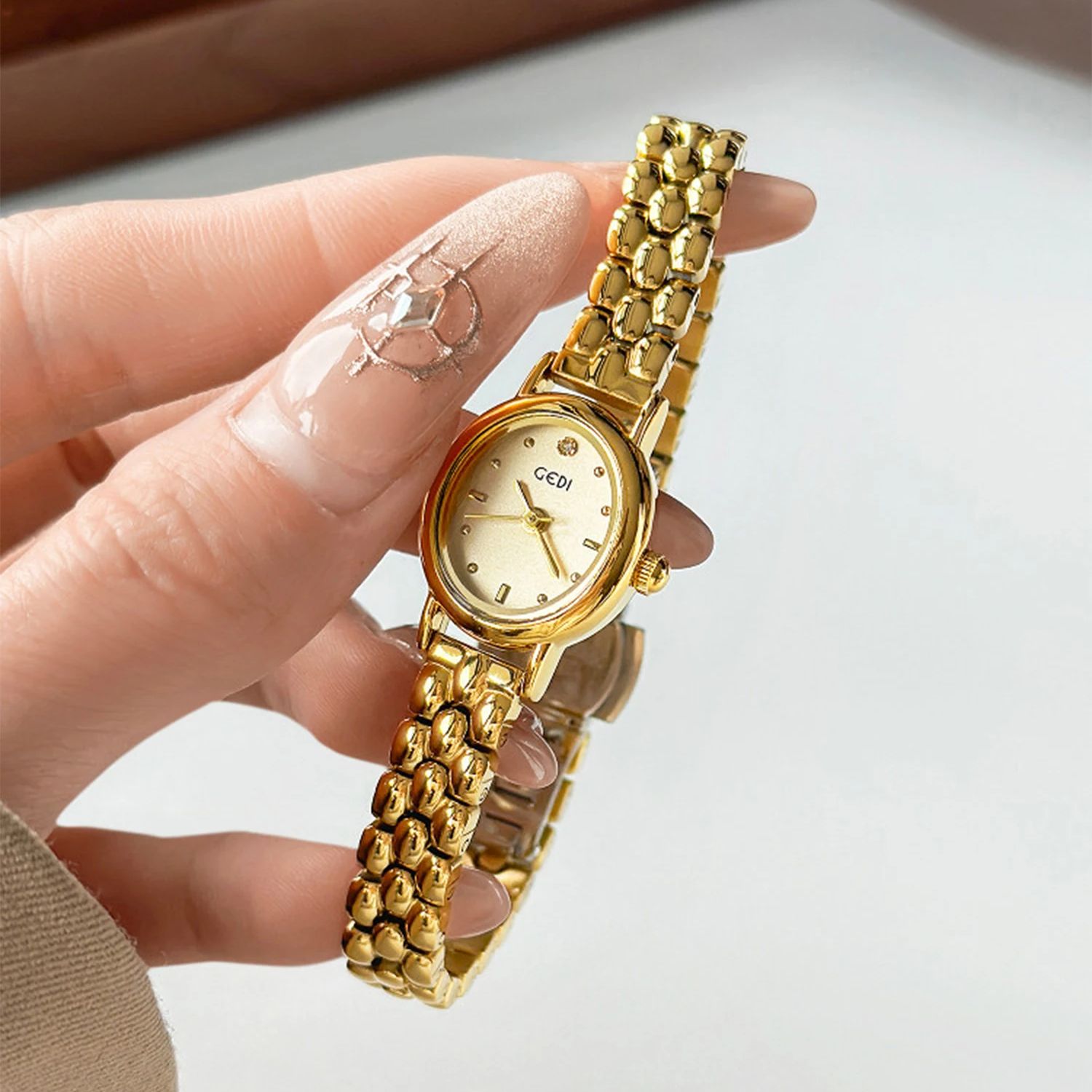 Jam Tangan Wanita Merek Mewah  - Luxury Watch Index ulasan dan harga